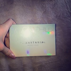Anastasia moonchild highlight palette